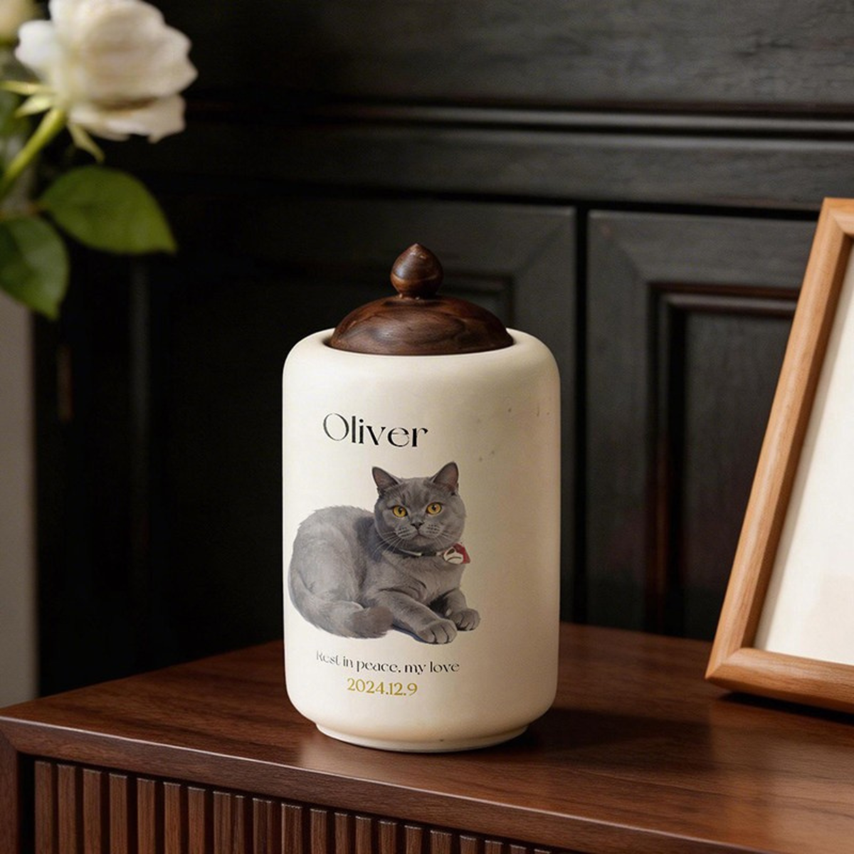 Eterna Pet Portrait Keepsake Urn