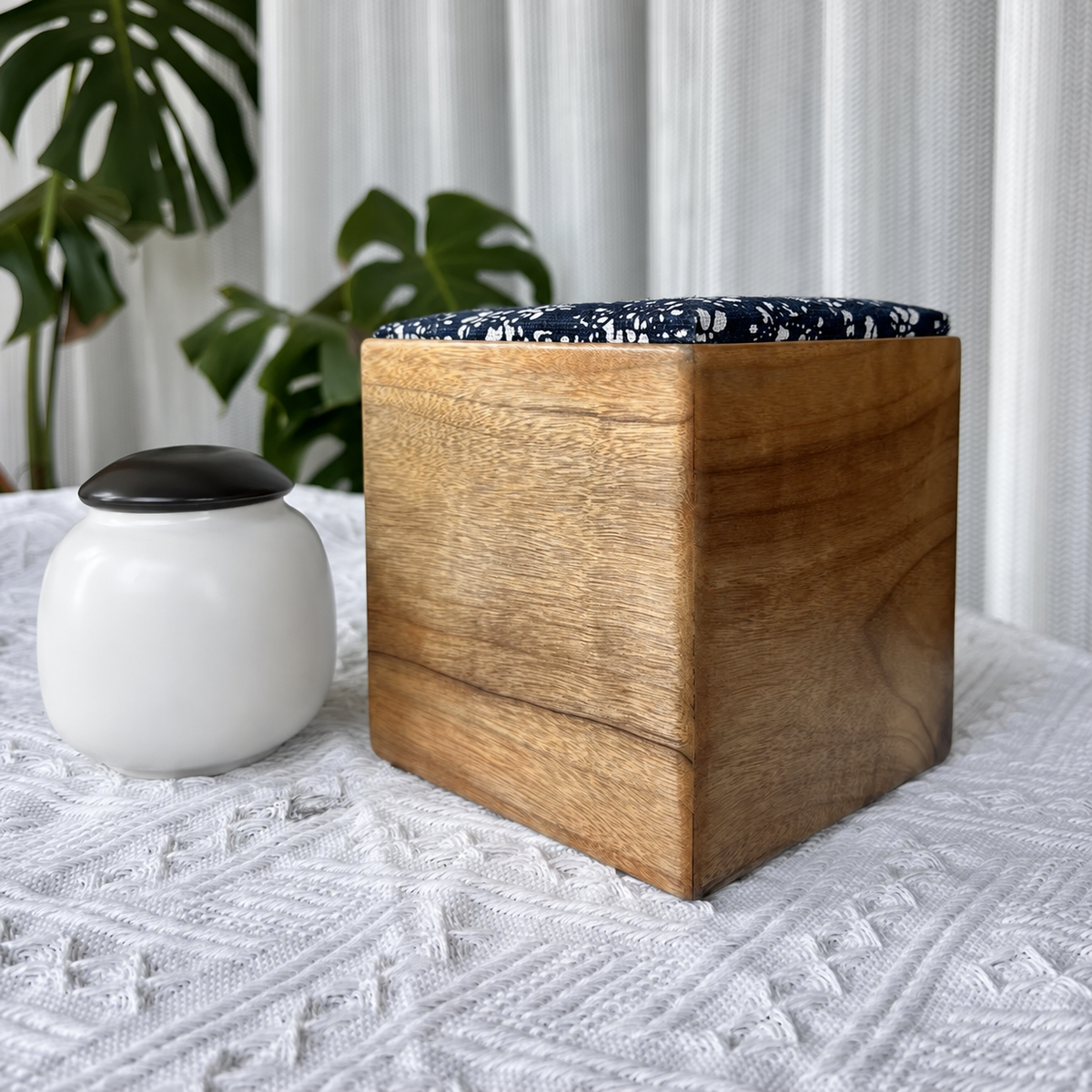 Bennu Small Wooden Pet Memorial Urn