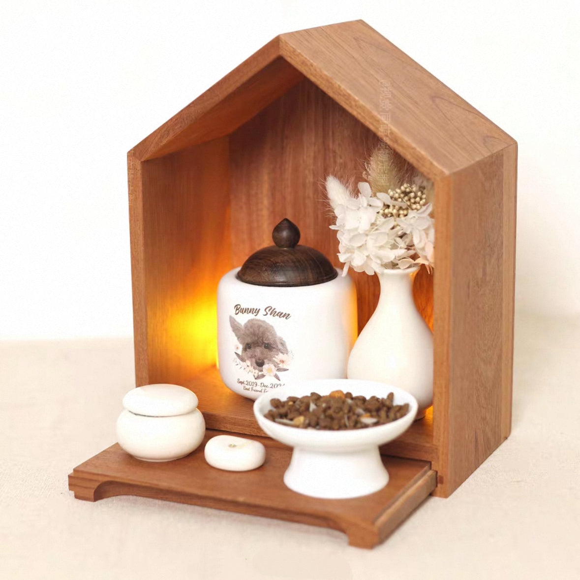 Venus Personalized Wooden Pet Memorial Shrine Set
